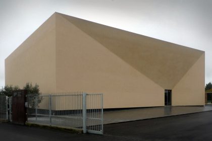 Edifício modernista do Museu de Música Mecânica